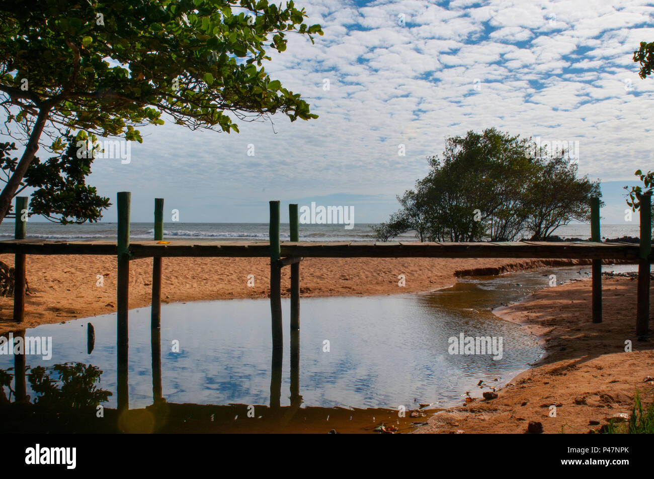 13/02/2015-Serra ES- Praia de Manguinhos- Imagens da Praia de Manguinhos , localizada no Município da Serra.Foto Vinicius Moraes / Fotoarena. Stock Photo