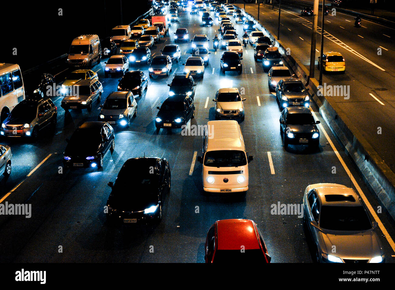 Rio de Janeiro/RJ, Brasil - 14/02/2015 - TRANSITO RJ - Transito
