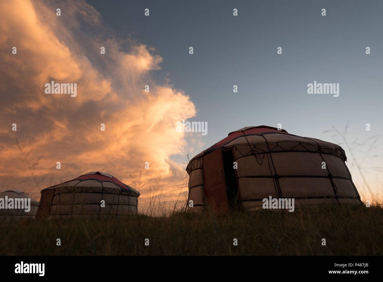 Yurts make up a summertime camp in the grasslands, Zhenglanqi Wuyi, Inner Mongolia, China Stock Photo