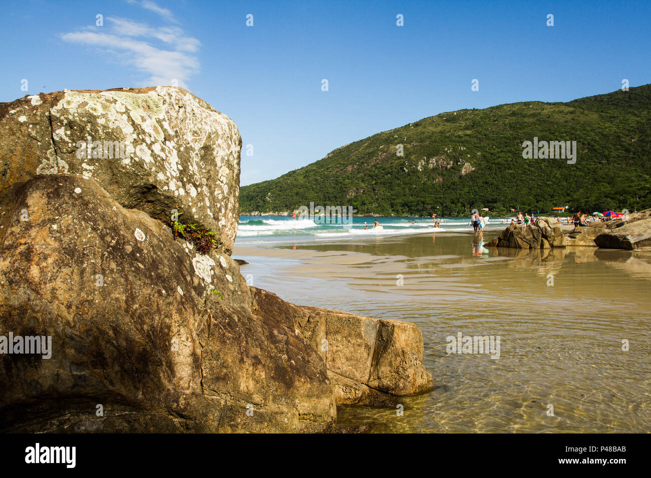 Praia do Matadeiro. Florianópolis/SC, Brasil - 07/02/2015. Foto: Ricardo Ribas / Fotoarena Stock Photo