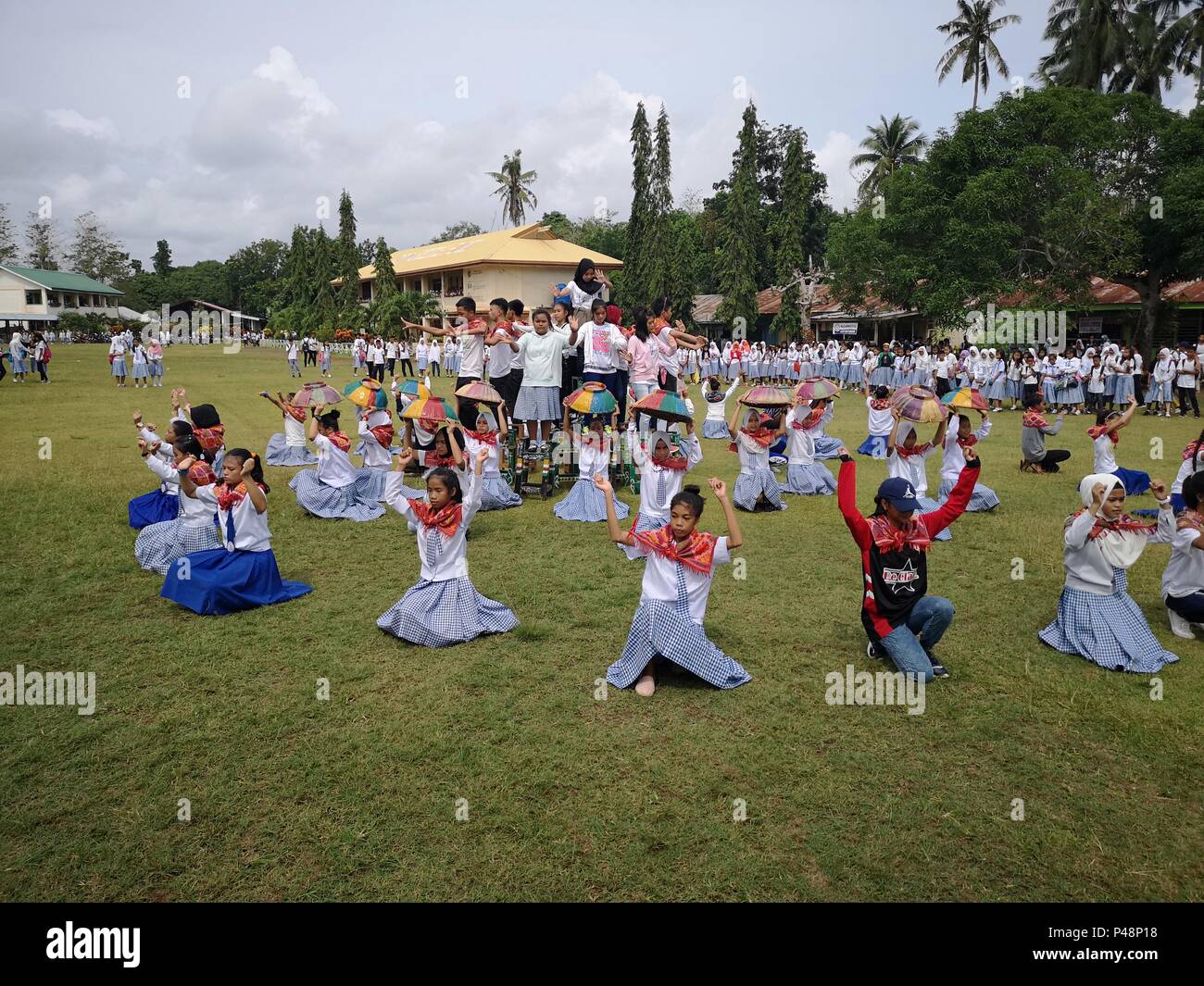 Lamitan City, Philippines. 20th June, 2018. Muslim and Catholic kids rehearses their unique cultural dances in time of the 11th founding anniversary of Lamitan as the only city in the province of Basilan. Credit: Sherbien Dacalanio/Pacific Press/Alamy Live News Stock Photo