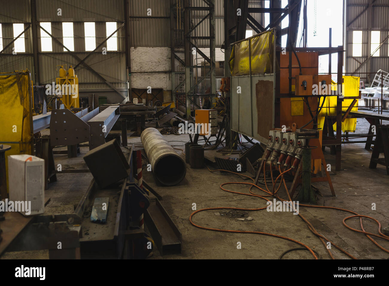 Metal frames hires stock photography and images Alamy