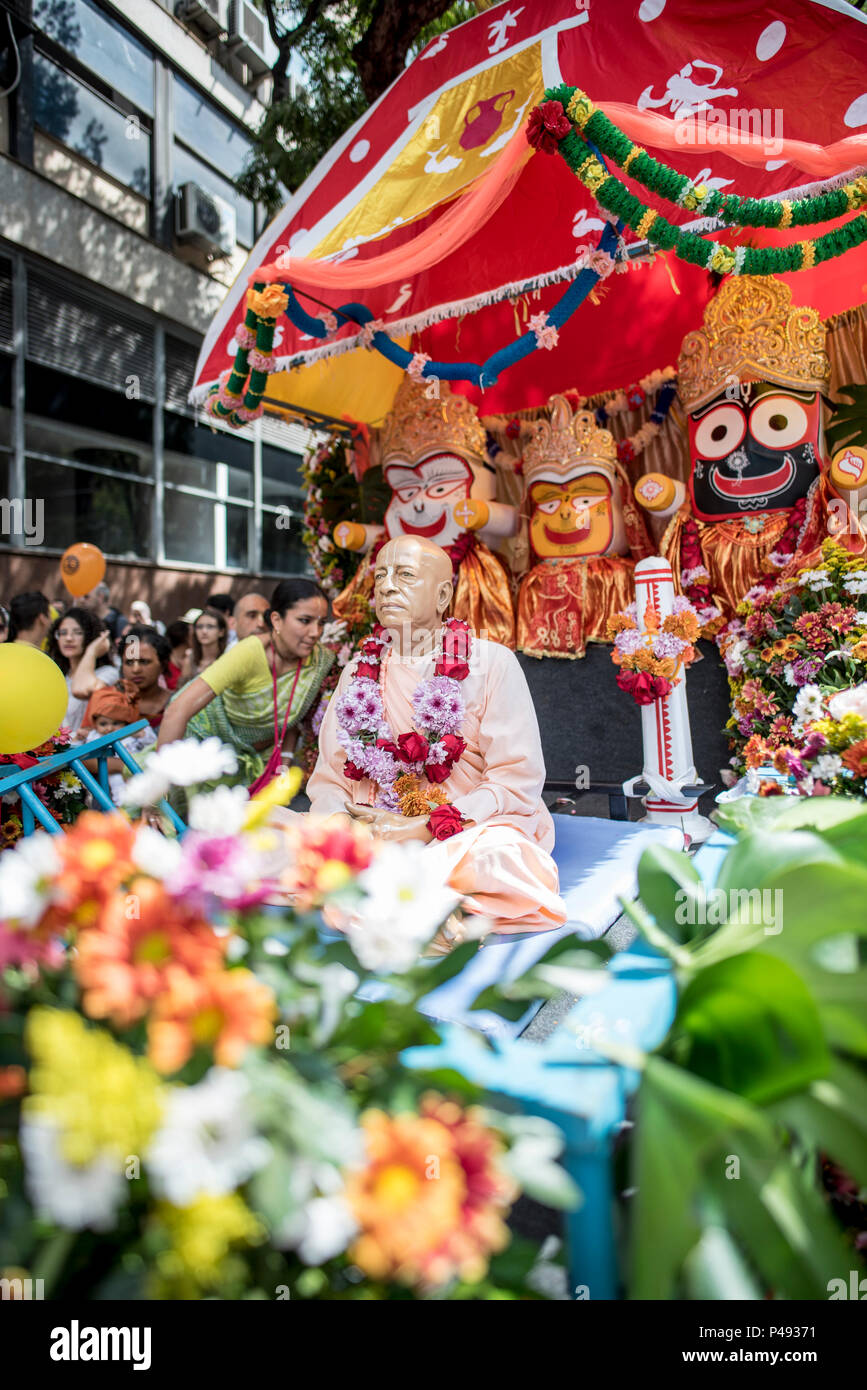 BELO HORIZONTE, MG - 22.08.2015: FESTIVAL RATHA-YATRA - evento religioso-cultural milenar organizado pela  Movimento Hare Krishna de Belo Horizonte. (Foto: Nereu Jr. / Fotoarena) Stock Photo