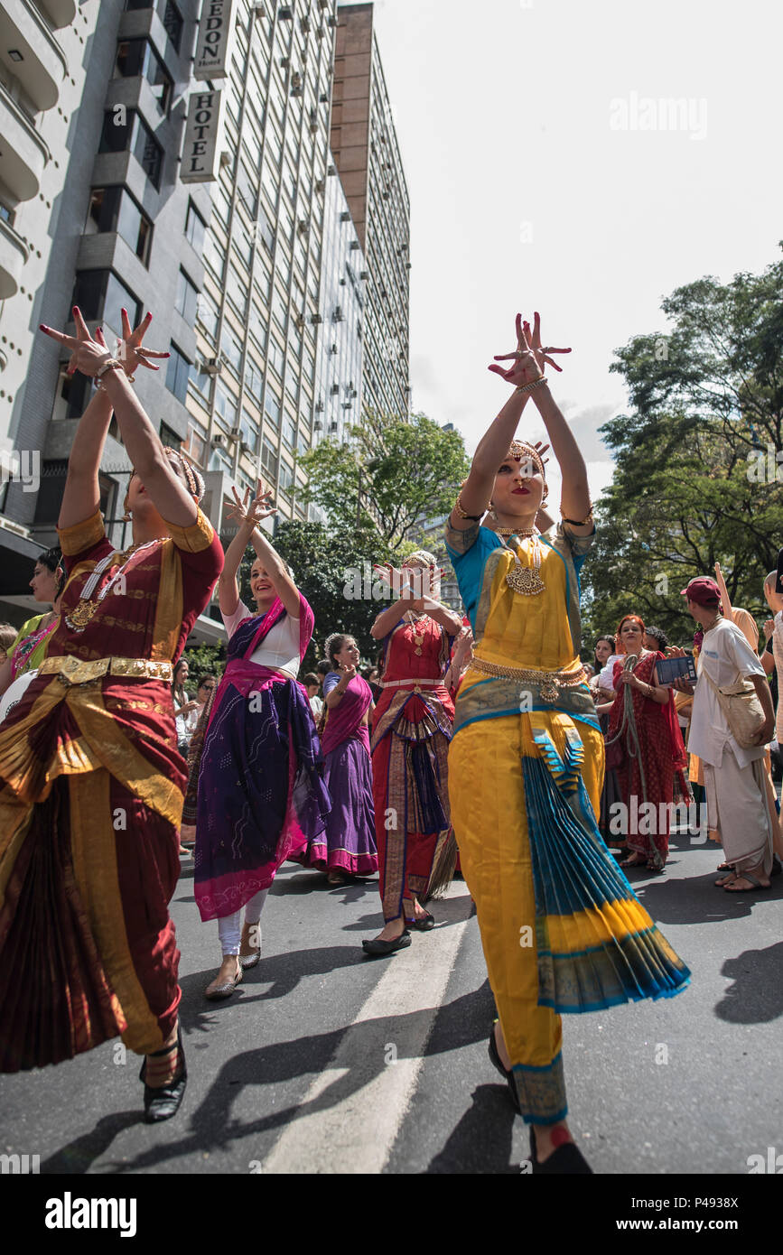 BELO HORIZONTE, MG : FESTIVAL RATHA-YATRA - evento  religioso-cultural milenar organizado pela Movimento Hare Krishna de Belo  Horizonte. (Foto: Nereu Jr. / Fotoarena Stock Photo - Alamy