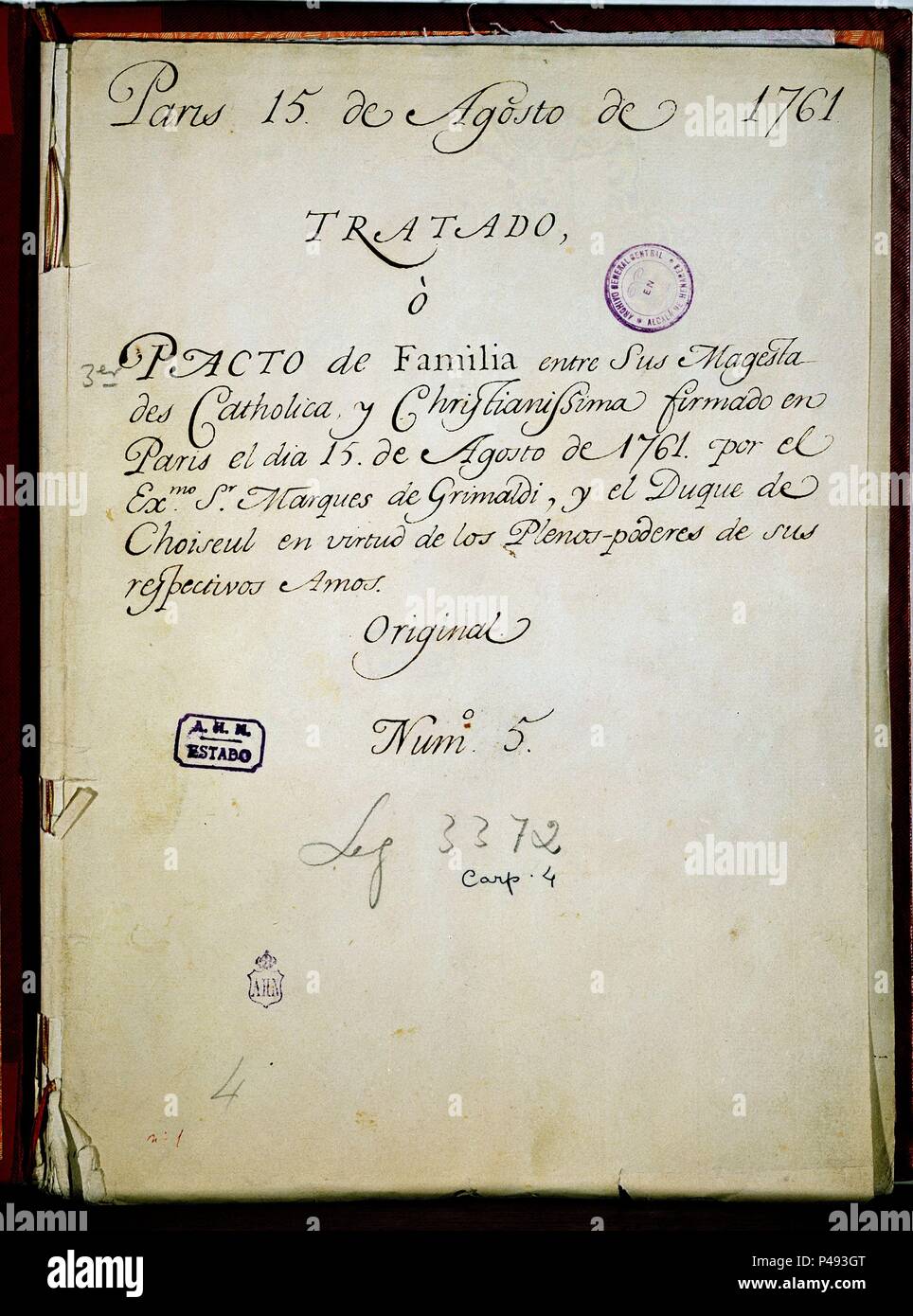 TERCER PACTO DE FAMILIA FIRMADO EN PARIS EL 15 DE AGOSTO DE 1761 ENTRE EL MARQUES DE GRIMALDI Y EL DUQUE DE CHOISEUL. Location: ARCHIVO HISTORICO NACIONAL-COLECCION, MADRID, SPAIN. Stock Photo