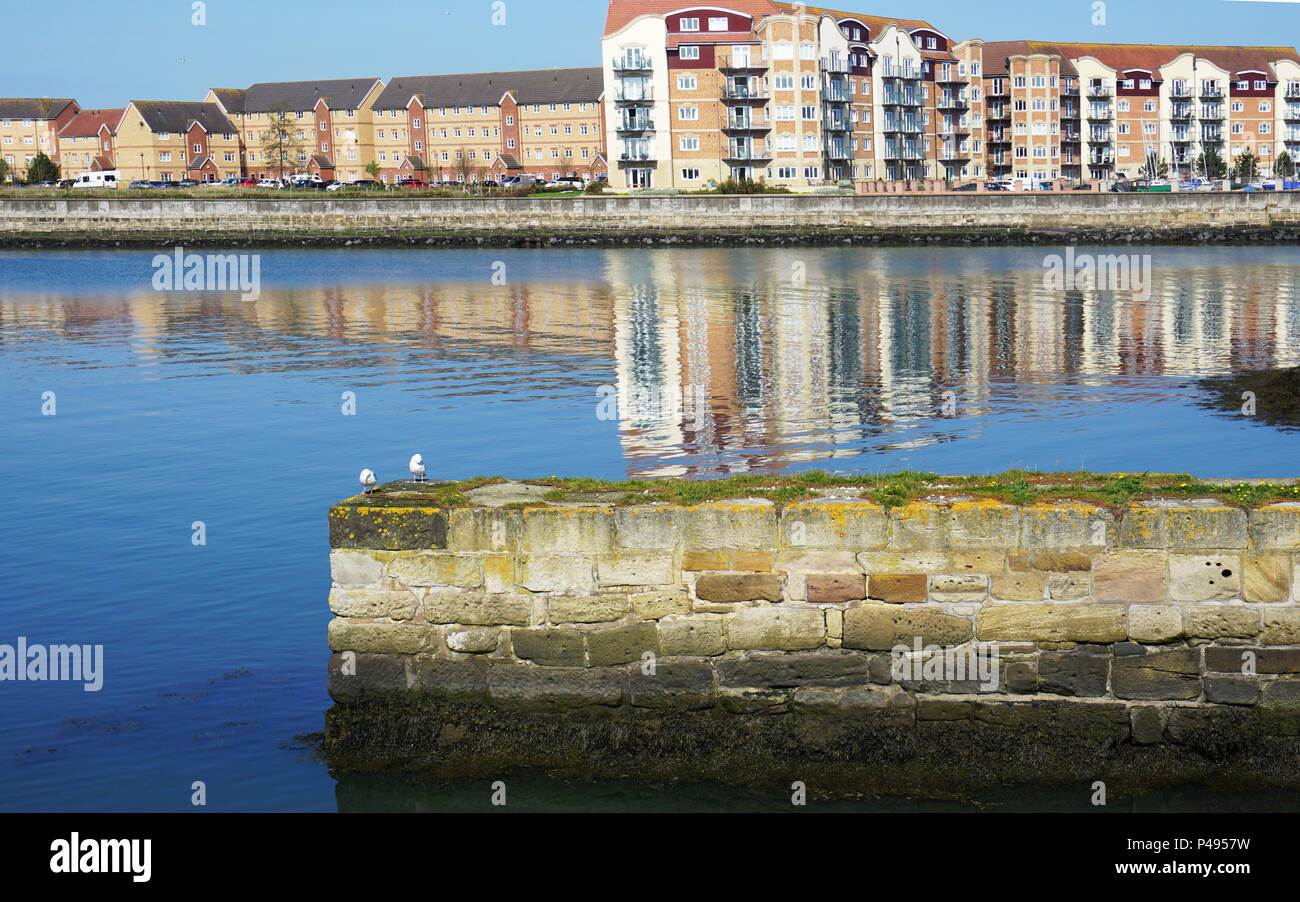 Waterside flats hires stock photography and images Alamy