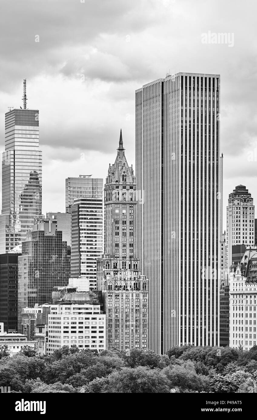 Black And White Picture Of New York City Old And Modern Architecture Usa Stock Photo Alamy