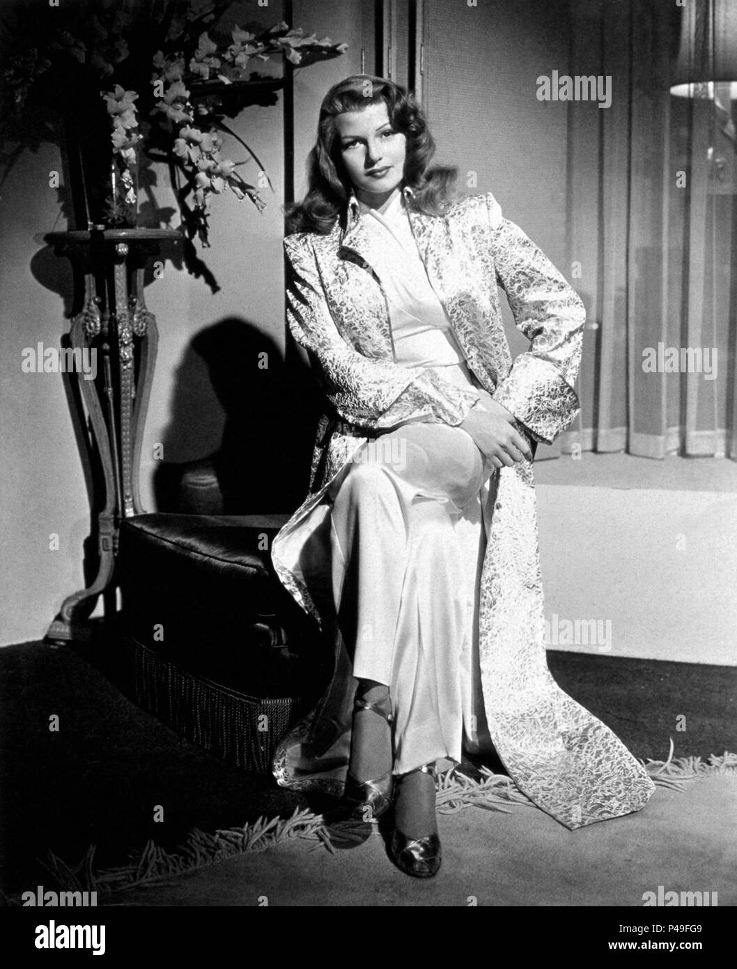 Original Film Title: GILDA.  English Title: GILDA.  Film Director: CHARLES VIDOR.  Year: 1946.  Stars: RITA HAYWORTH. Credit: COLUMBIA PICTURES / Album Stock Photo