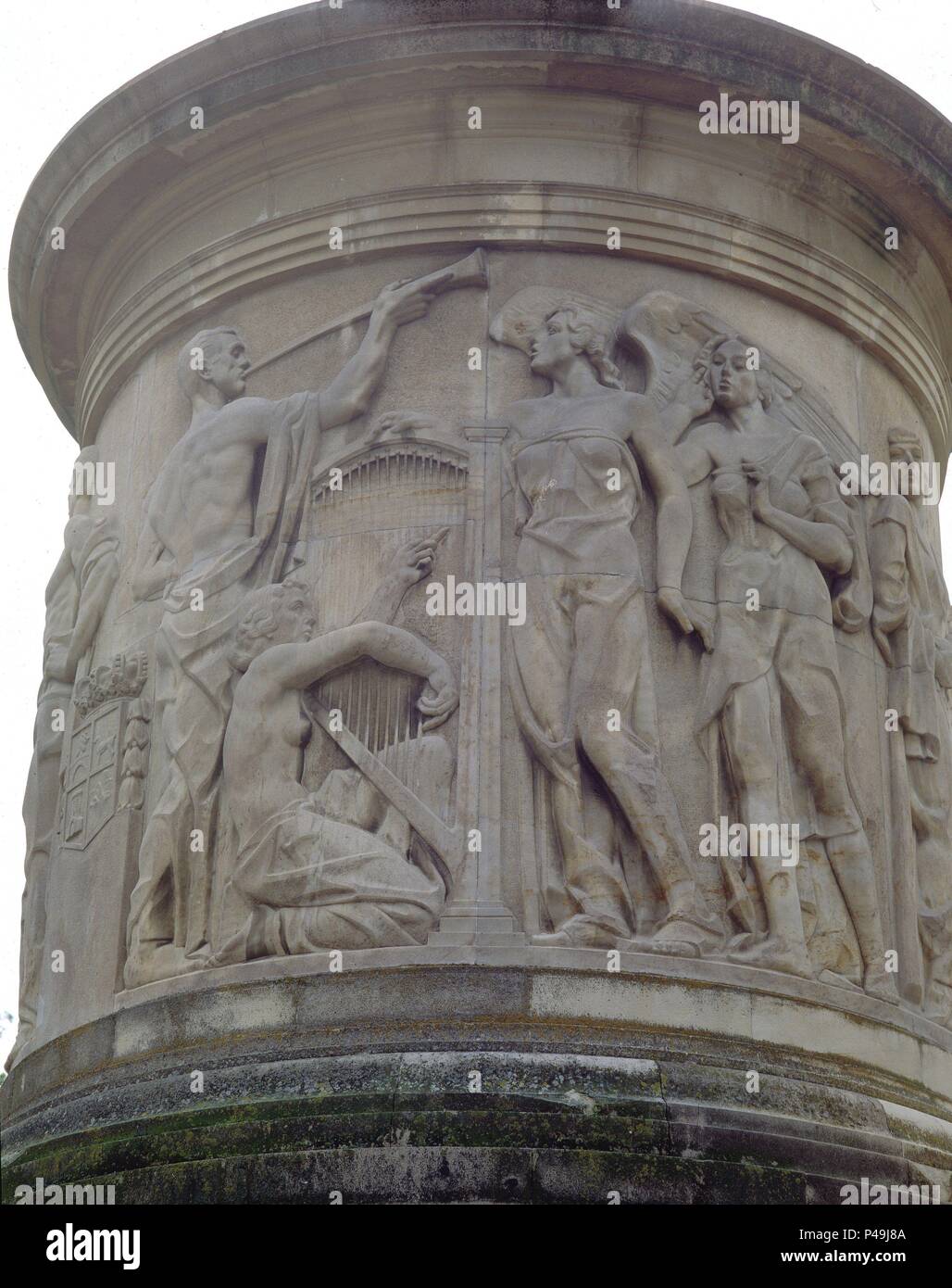 MONUMENTO A GAYARRERELIEVE DE LA MUSICA. Location PARQUE DE LA