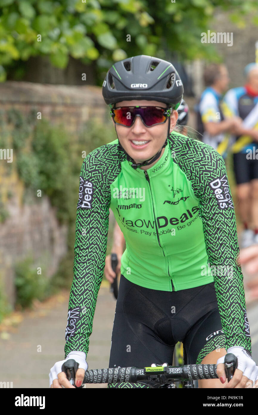 waowdeals pro cycling team