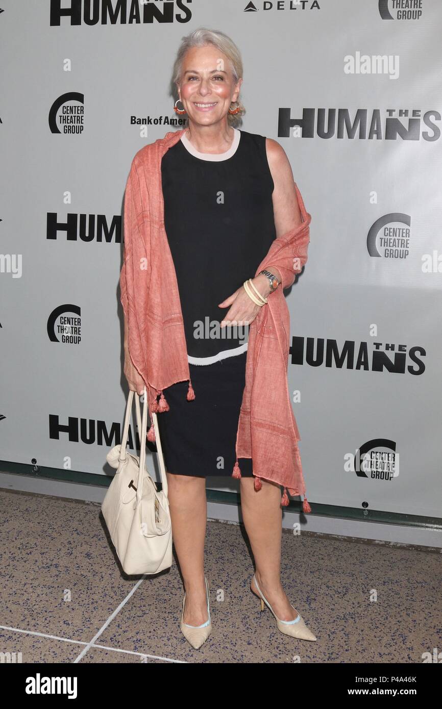 Los Angeles, CA, USA. 20th June, 2018. Jane Kaczmarek at arrivals for THE HUMANS Opening Night, Center Theatre Group - Ahmanson Theatre, Los Angeles, CA June 20, 2018. Credit: Priscilla Grant/Everett Collection/Alamy Live News Stock Photo