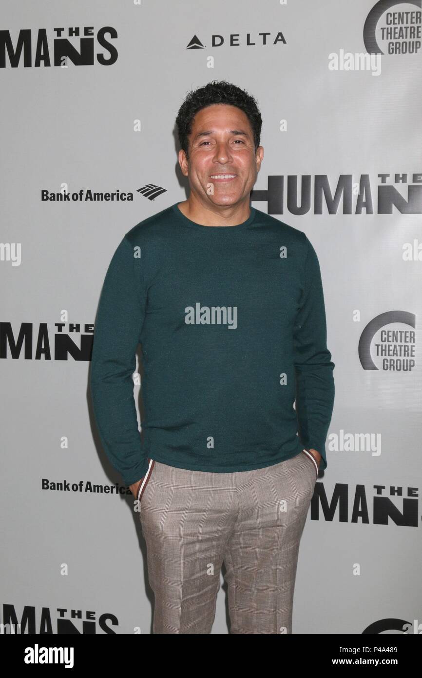 Los Angeles, CA, USA. 20th June, 2018. Oscar Nunez at arrivals for THE HUMANS Opening Night, Center Theatre Group - Ahmanson Theatre, Los Angeles, CA June 20, 2018. Credit: Priscilla Grant/Everett Collection/Alamy Live News Stock Photo