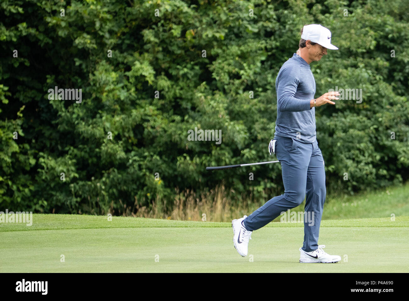 Pulheim, Germany. 21st June, 2018. Golf, European Tour - International Open. Danish golfer Thorbjørn Olesen reacting after a swing. Credit: Marcel Kusch/dpa/Alamy Live News Stock Photo