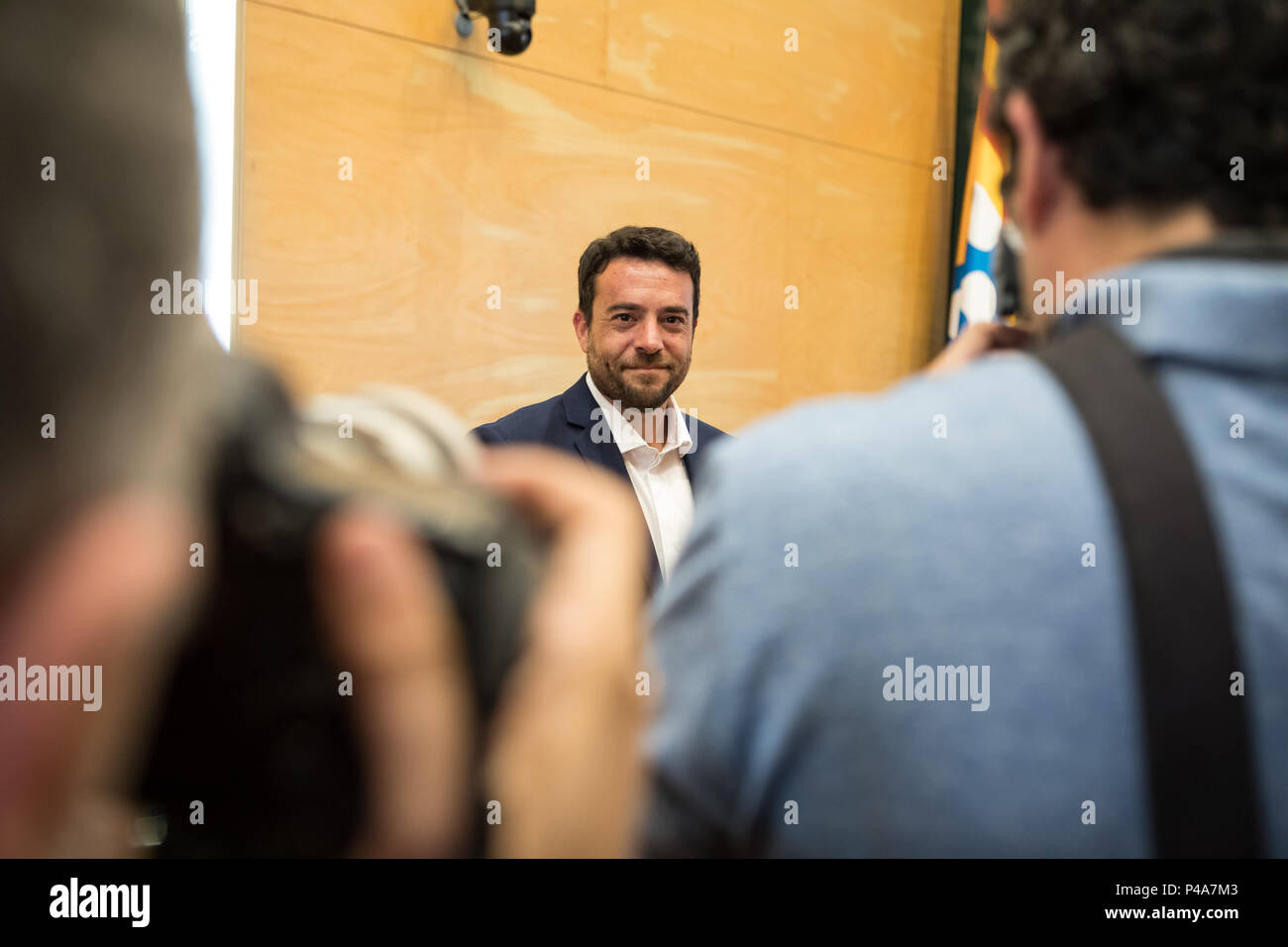 Badalona, Catalonia, Spain. 20th June, 2018. Alex Pastor from PSC and new mayor of Badalona seen in Badalona City Hall.The new Badalona Mayor Alex Pastor changed with support of PP (People's Party) PSC (Socialists' Party of Catalonia) and C's (Ciudadanos or Citizen in english) that voted ''˜YES' for a no-confidence motion of current mayor Dolors Sabater. Credit: Freddy Davies/SOPA Images/ZUMA Wire/Alamy Live News Stock Photo