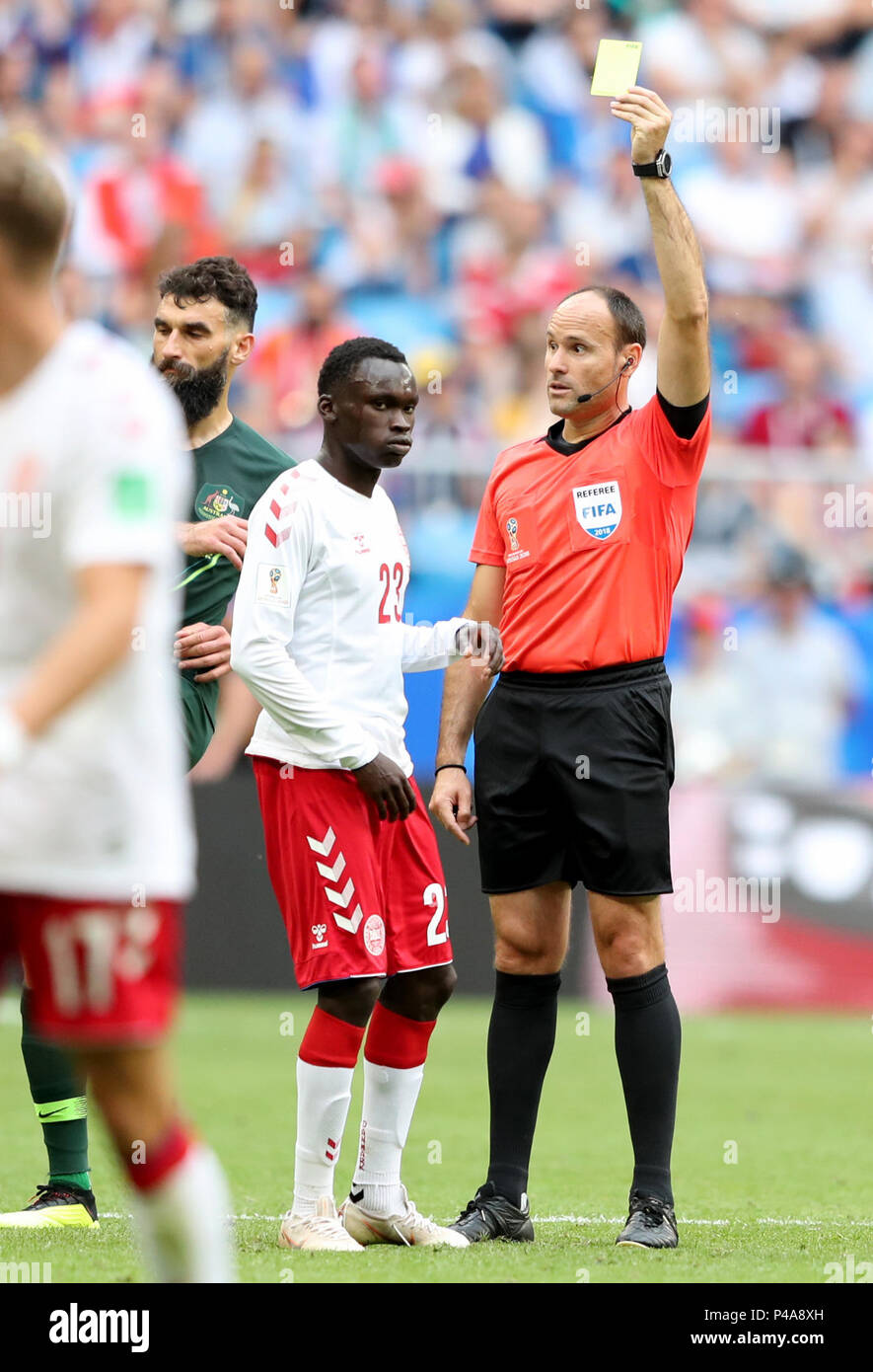 Samara, Russia. 21st June, 2018. The referee gives a yellow card to Pione Sisto (2nd R) of Denmark during the 2018 FIFA World Cup Group C match between Denmark and Australia in Samara, Russia, June 21, 2018. Credit: Ye Pingfan/Xinhua/Alamy Live News Stock Photo