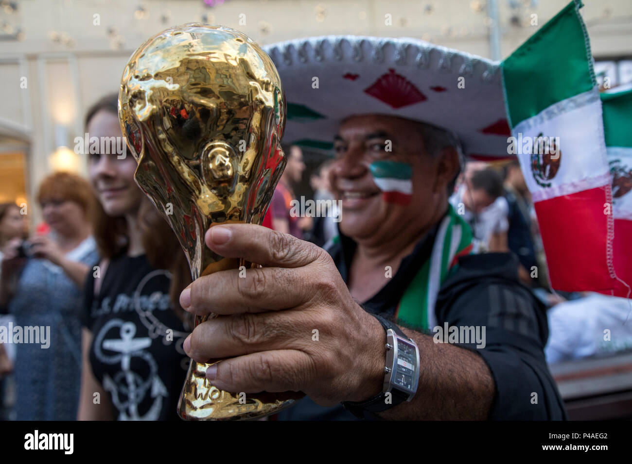 Moscow, Russia. 21st June, 2018. Mexican football fans cheer on Nikolskaya street during The World Cup Tournament in Moscow, Russia Stock Photo