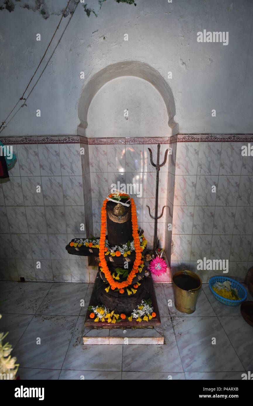 Shiva linga inside the Maninath Shiva Mandir at Garh Bhabanipur of ...