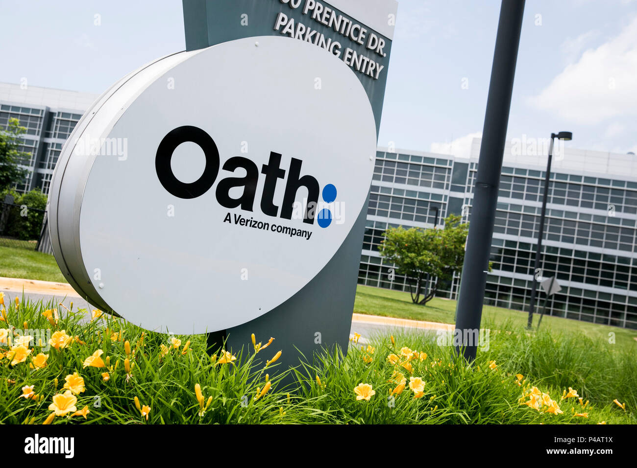 Oath and business hires stock photography and images Alamy
