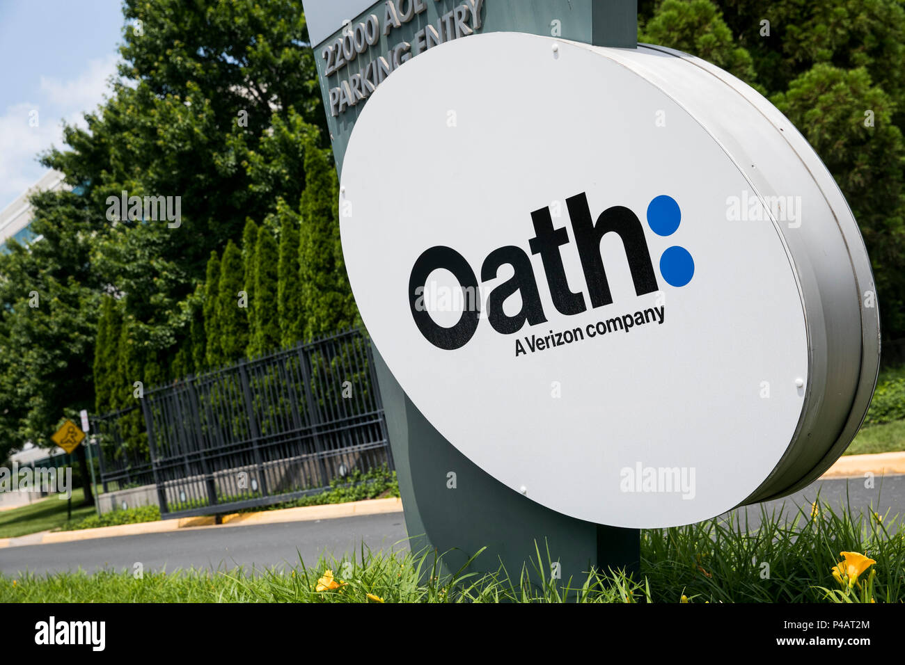 Oath and business hires stock photography and images Alamy
