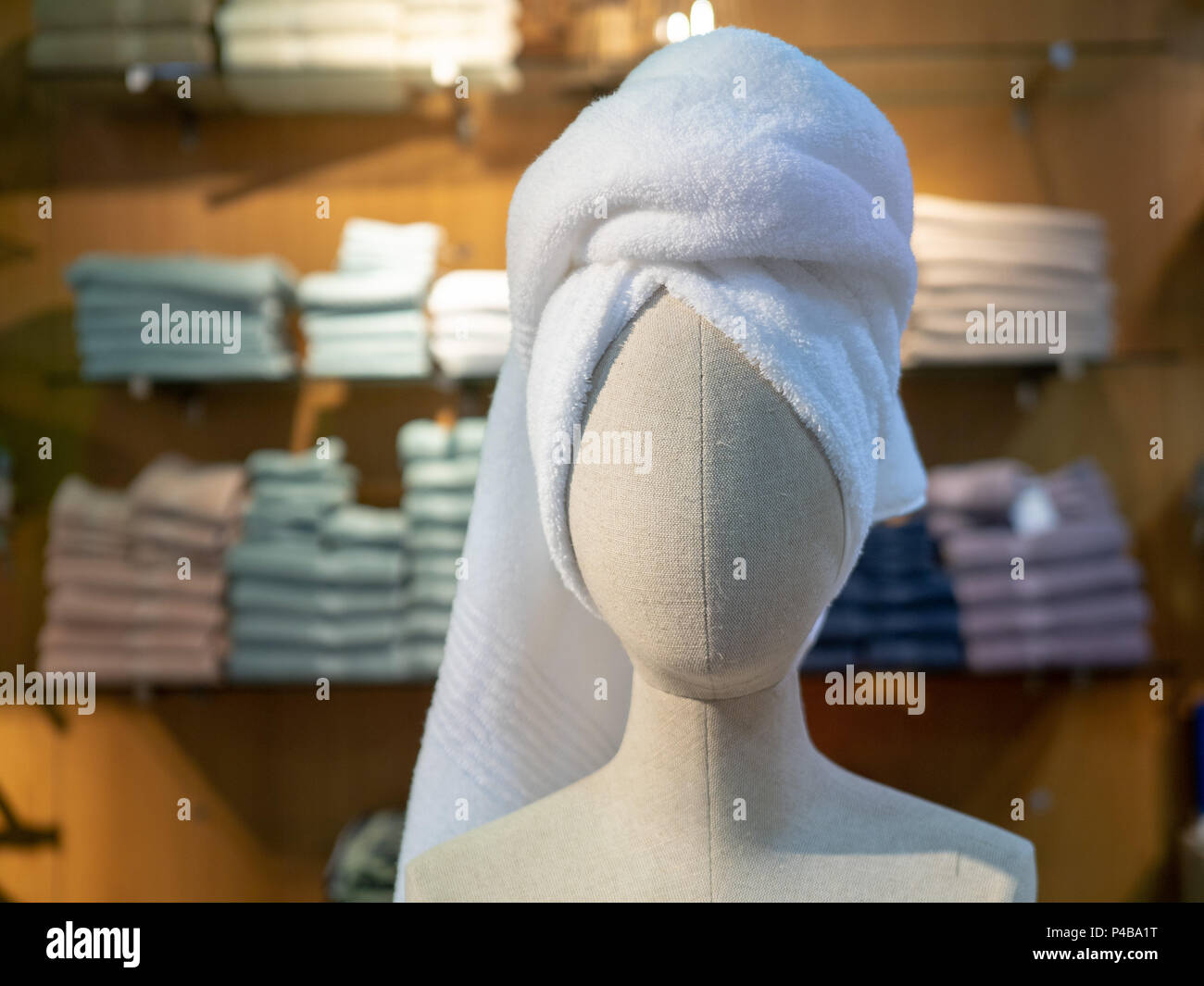 Human body wrapped cloth hi-res stock photography and images - Alamy