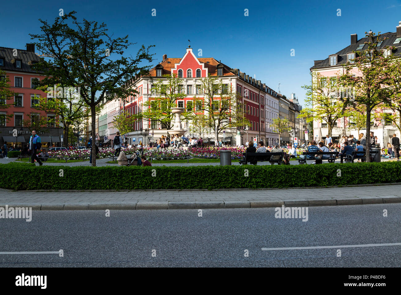 Gartnerplatz fountain hires stock photography and images Alamy