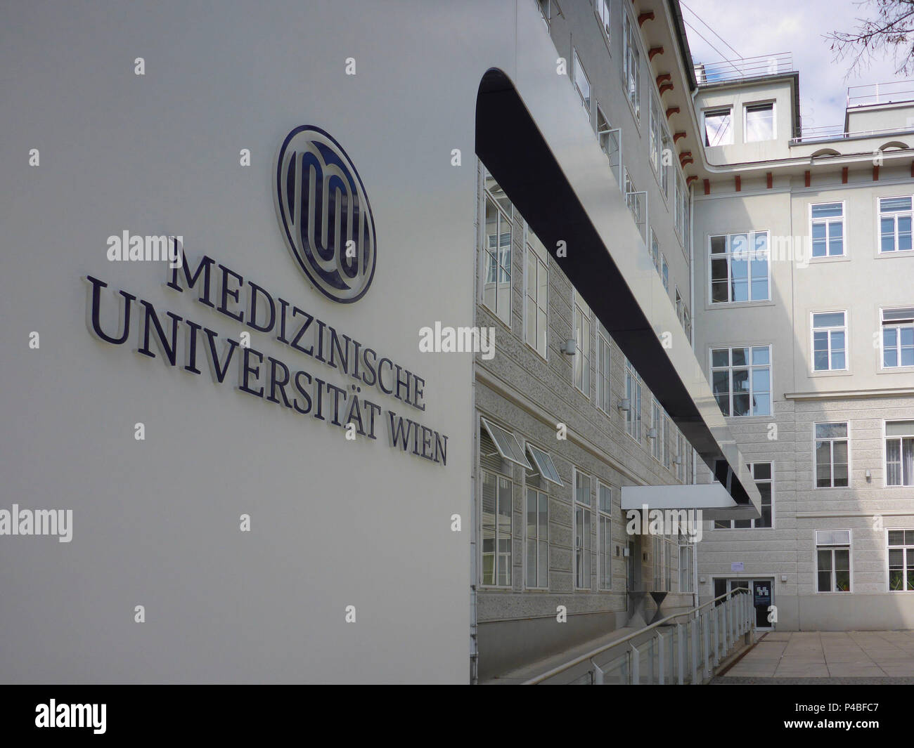 Vienna, Medizinische Universität (Medical University), 09. Alsergrund, Wien, Austria Stock Photo