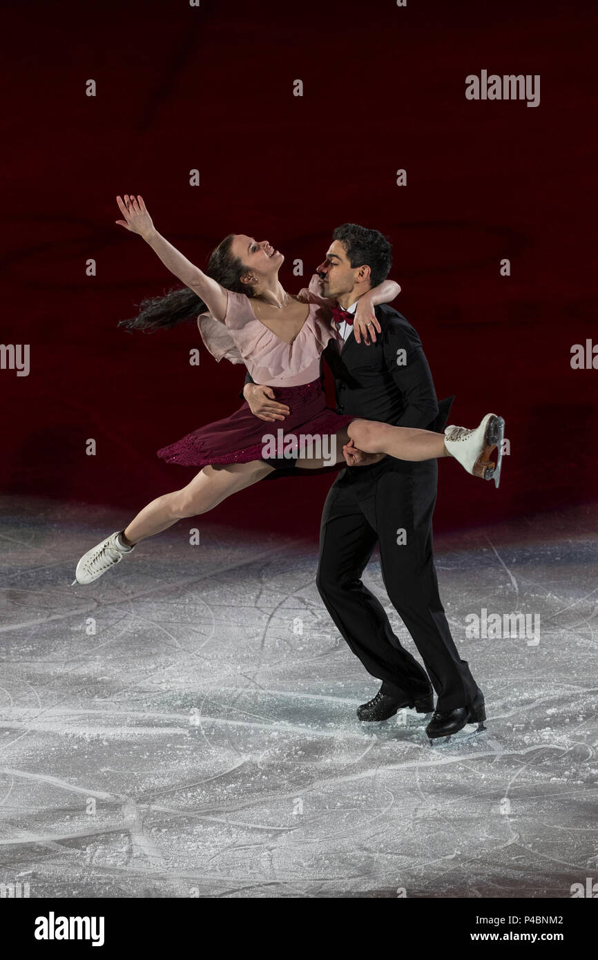 Italian figure skating team hi-res stock photography and images - Alamy