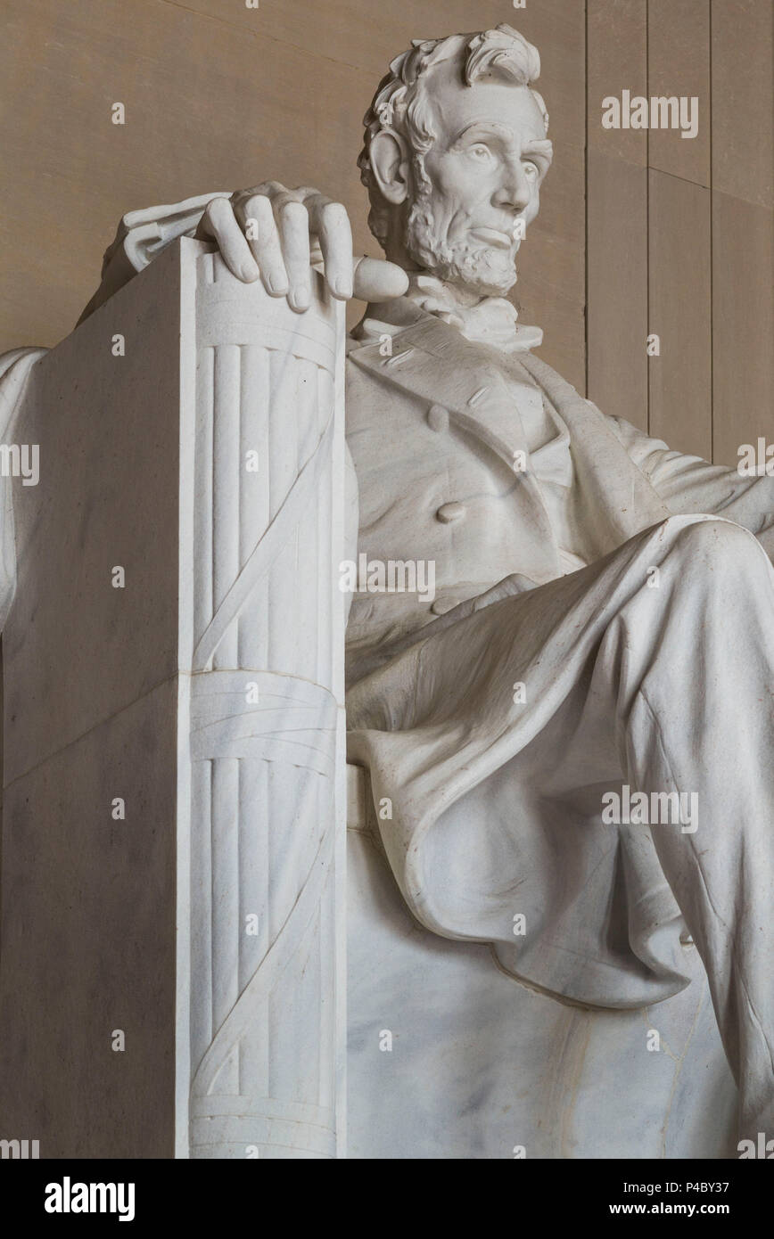 USA, District of Columbia, Washington, The Lincoln Memorial, statue of