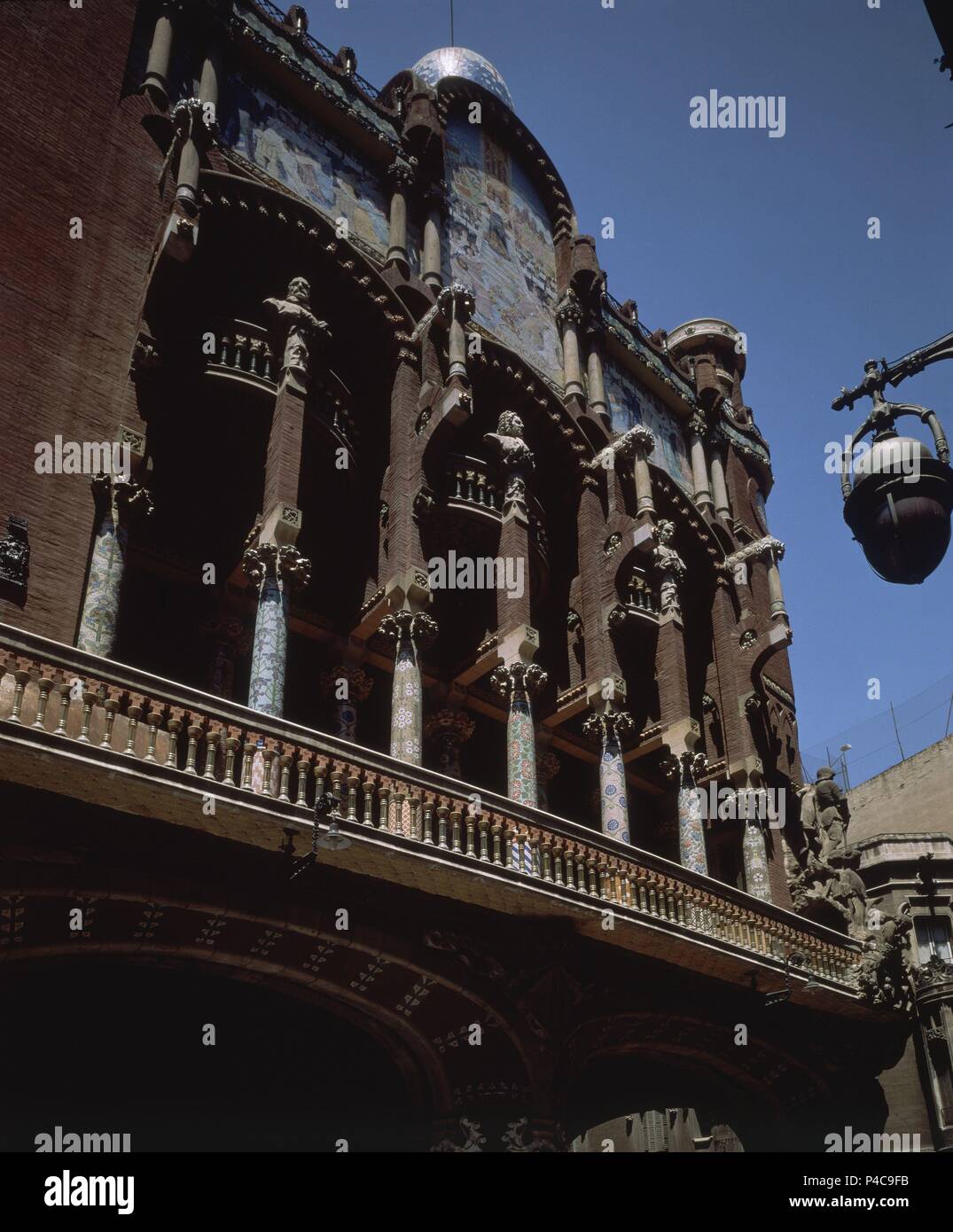Mosaicos de fachada hi-res stock photography and images - Alamy
