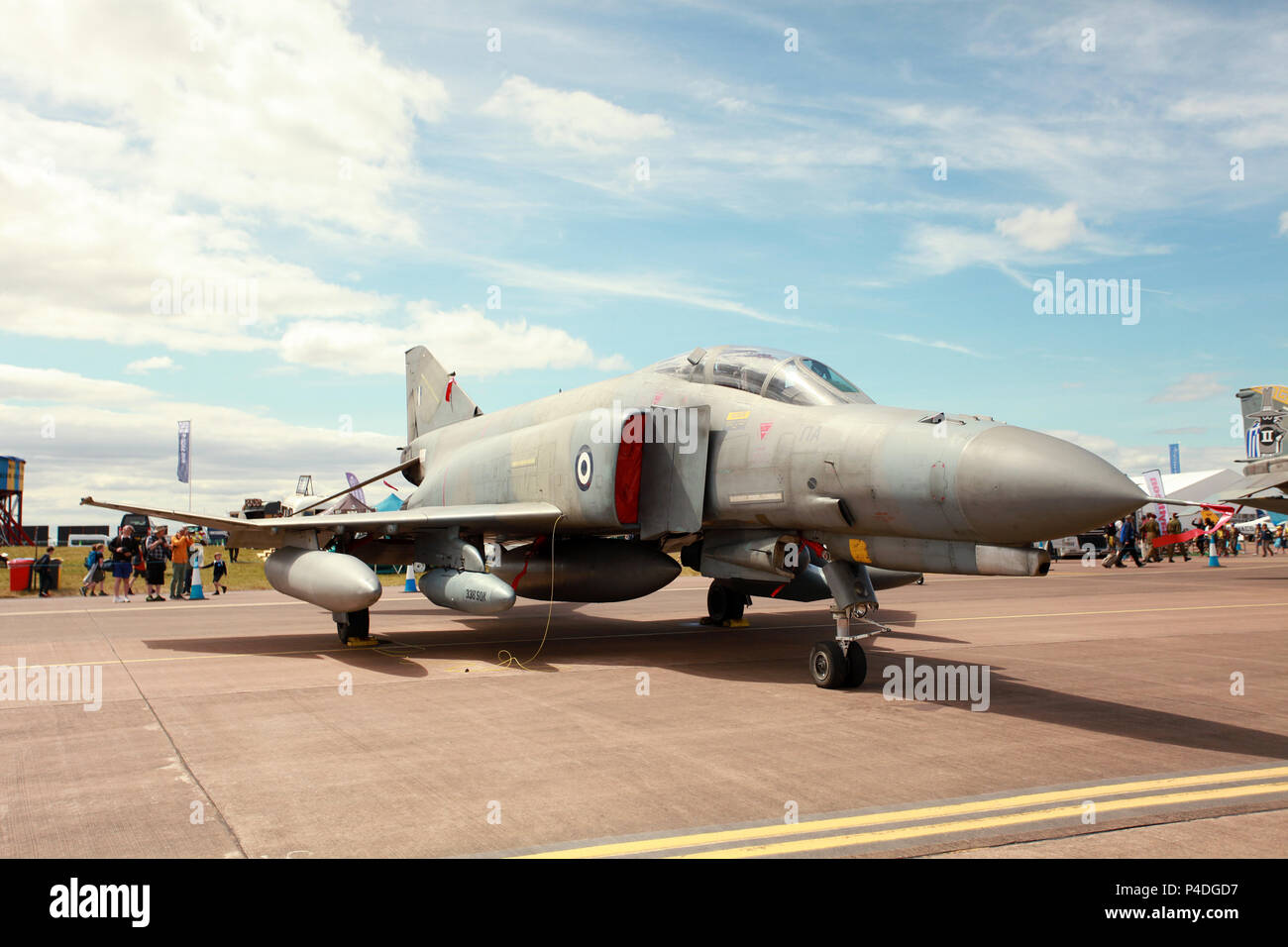 F 4 phantom vietnam war hi-res stock photography and images - Alamy
