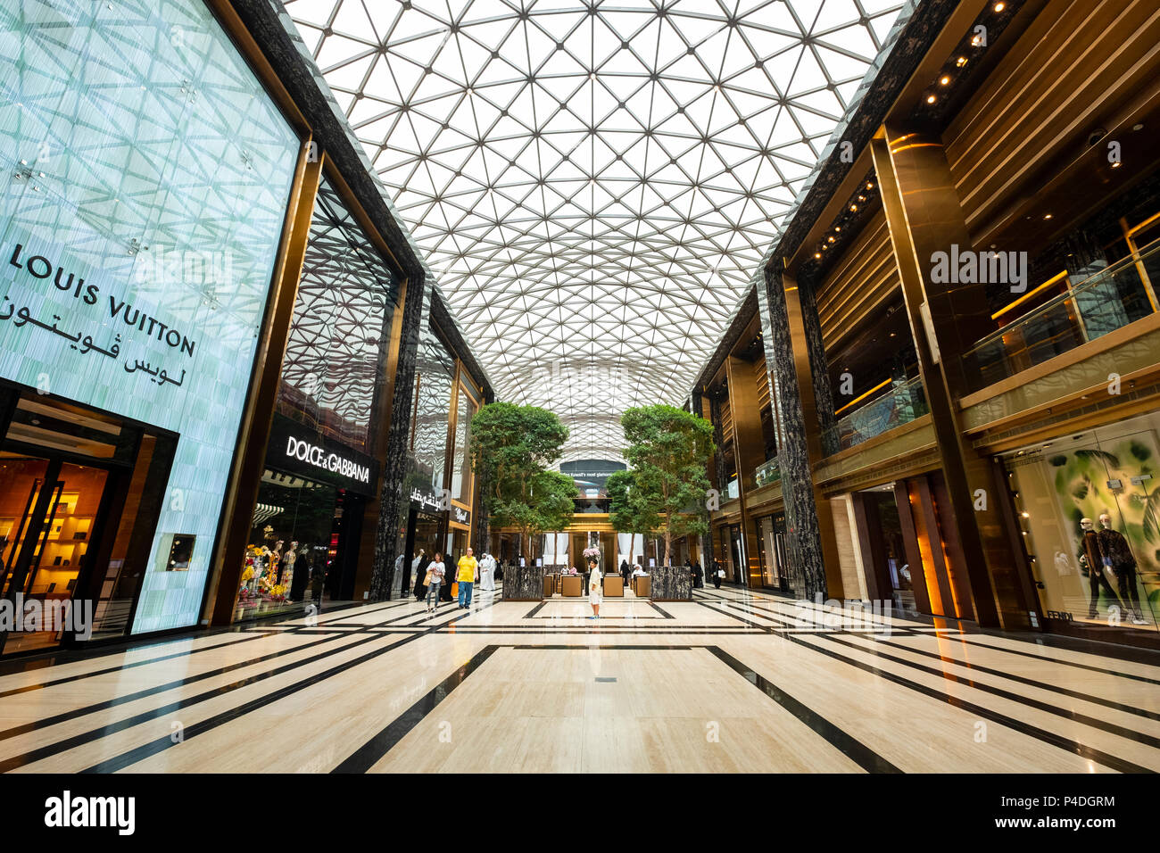 Louis Vuitton Avenues Mall - Kuwait
