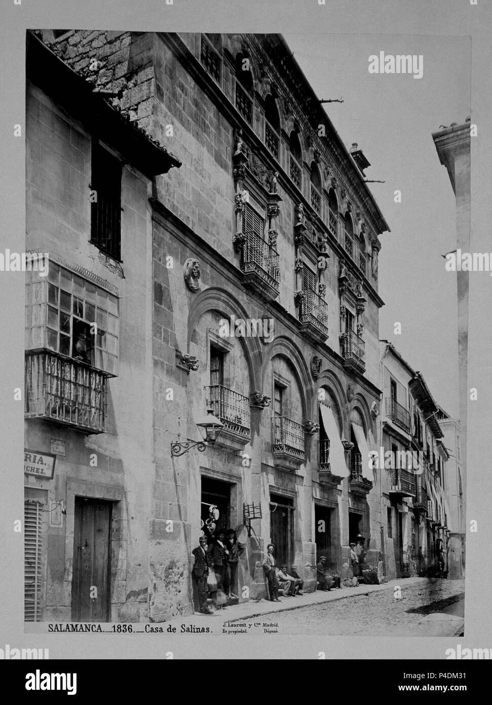 CASA DE SALINAS - 1836- (DE LA COLECCION DE LOS PRINCIPALES MONUMENTOS DE SALAMANCA 1884). Author: Jean Laurent (1816-1886). Location: CONGRESO DE LOS DIPUTADOS-BIBLIOTECA, MADRID, SPAIN. Stock Photo