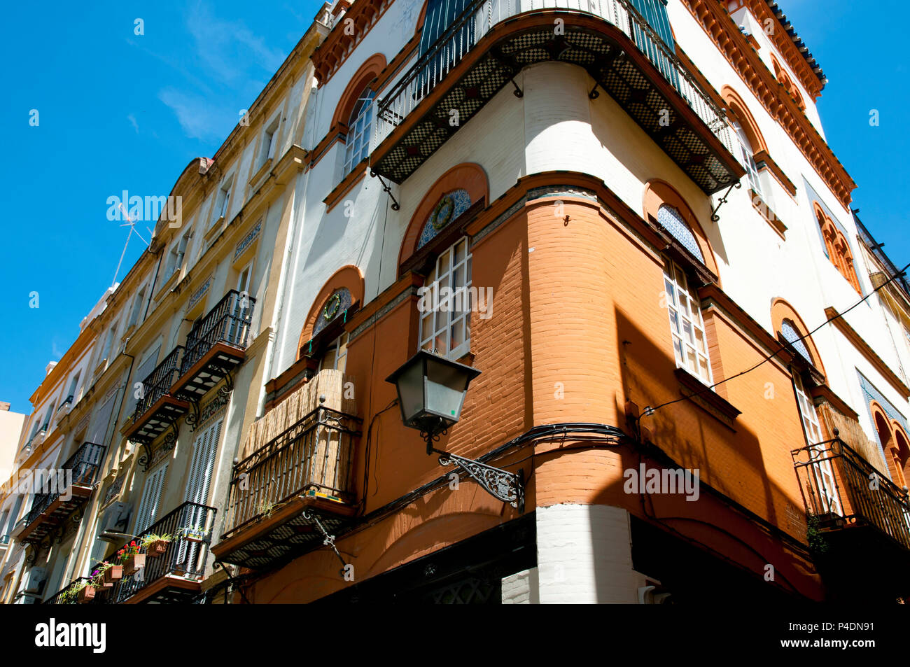 Seville triana house hi-res stock photography and images - Alamy