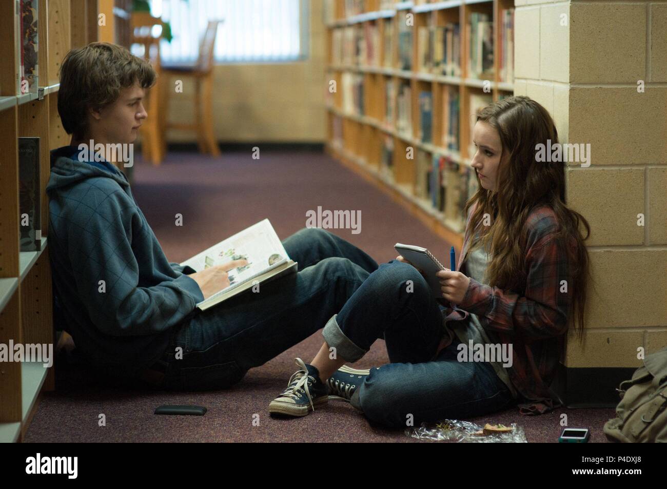 Mike Faist, David Alvarez, Ariana DeBose, Rachel Zegler and Ansel Elgort  Photo (2021-12-08 06:12:19), image size:1300x953