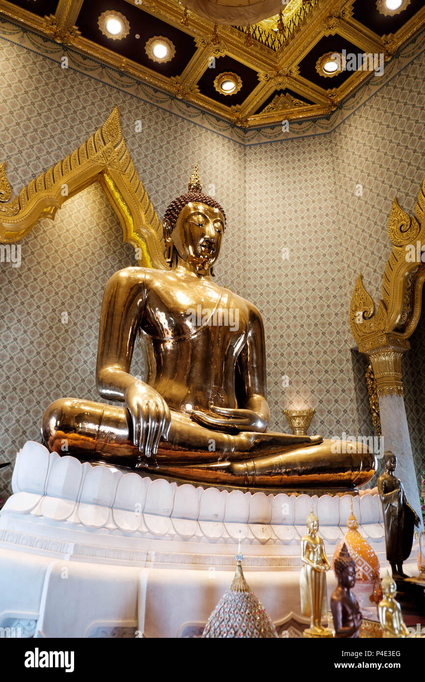 A Golden Buddha statue, Wat Trai Mit Witthayaram, Bangkok, Thailand