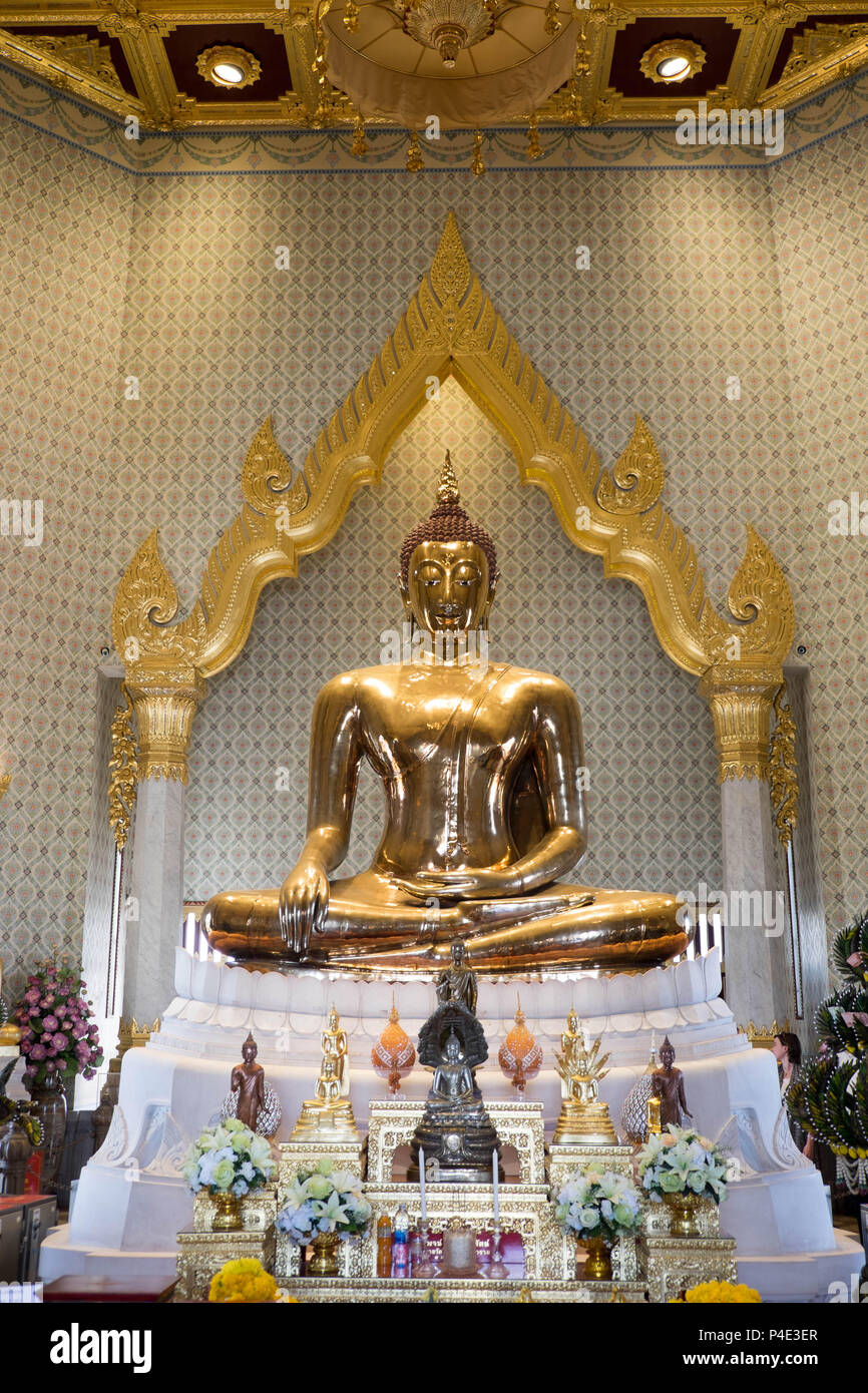A Golden Buddha statue, Wat Trai Mit Witthayaram, Bangkok, Thailand
