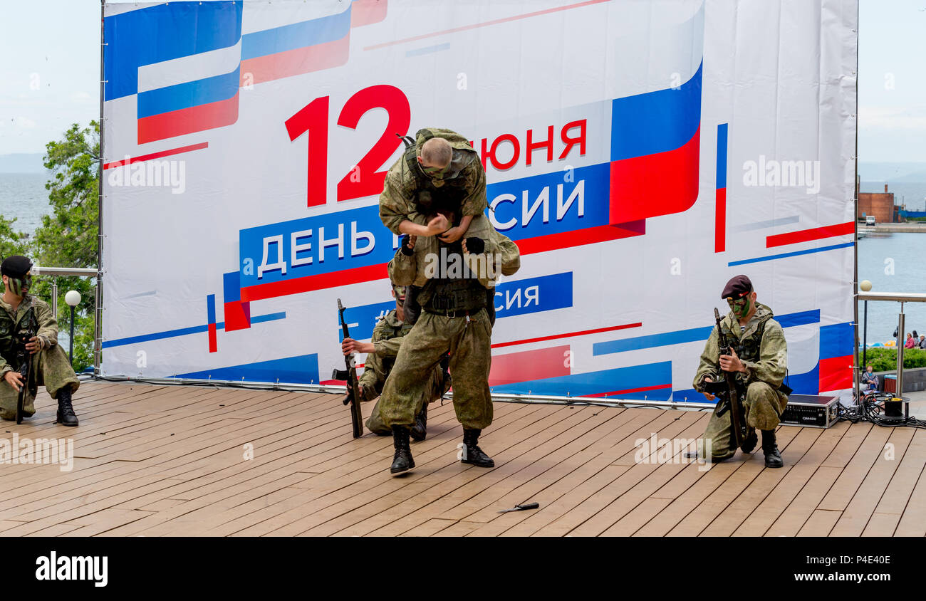 Russian armys uniform hi-res stock photography and images - Alamy