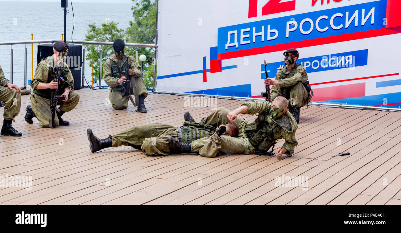 Russian armys uniform hi-res stock photography and images - Alamy