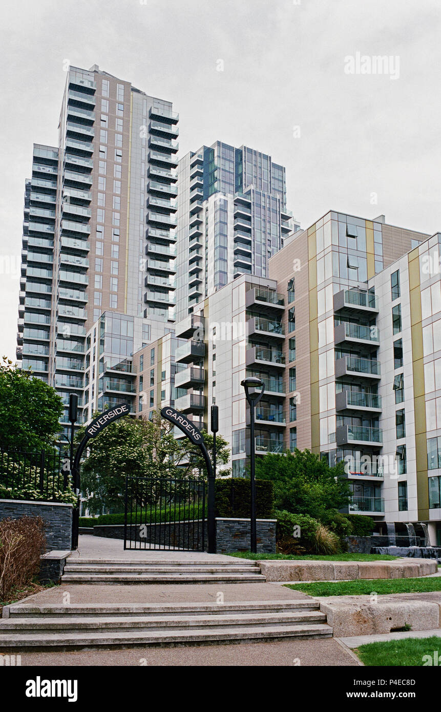 Riverside Gardens at Woodberry Down, North London UK, with Skyline Apartments in background Stock Photo