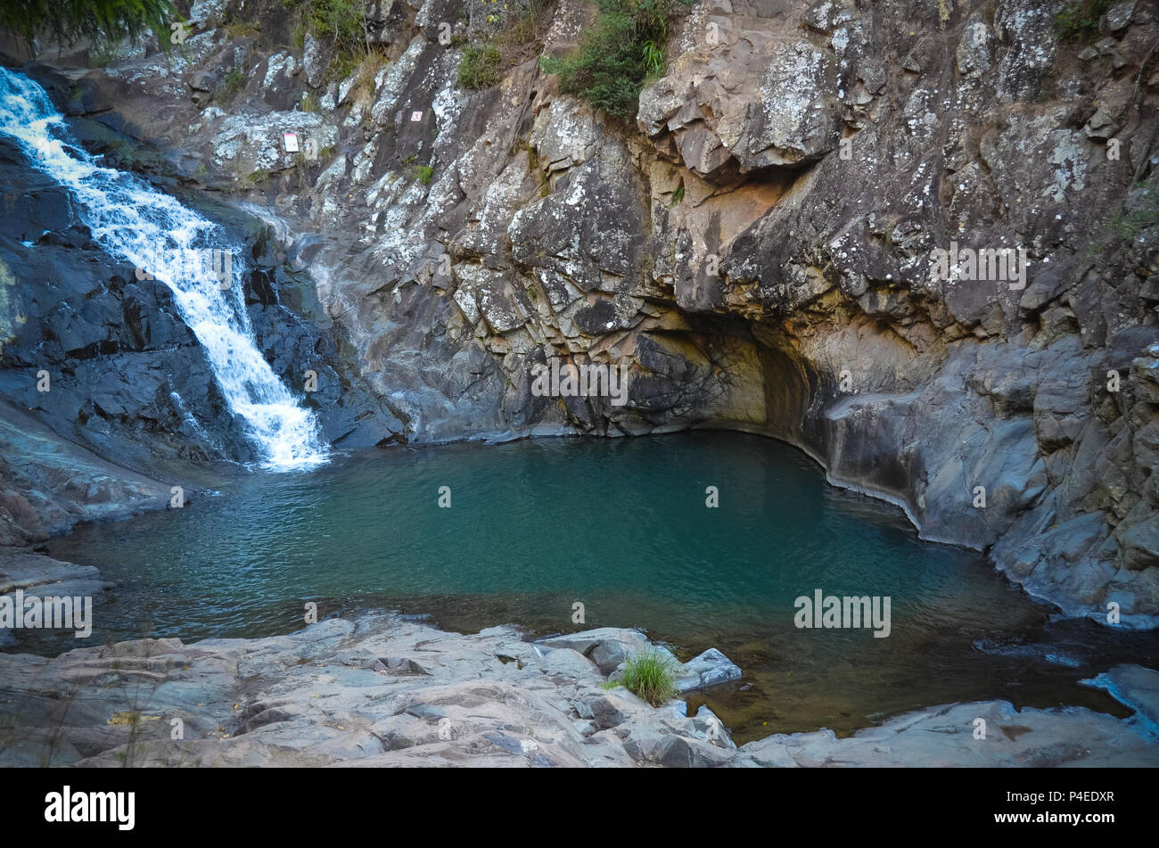 Mount tamborine waterfall hires stock photography and images Alamy