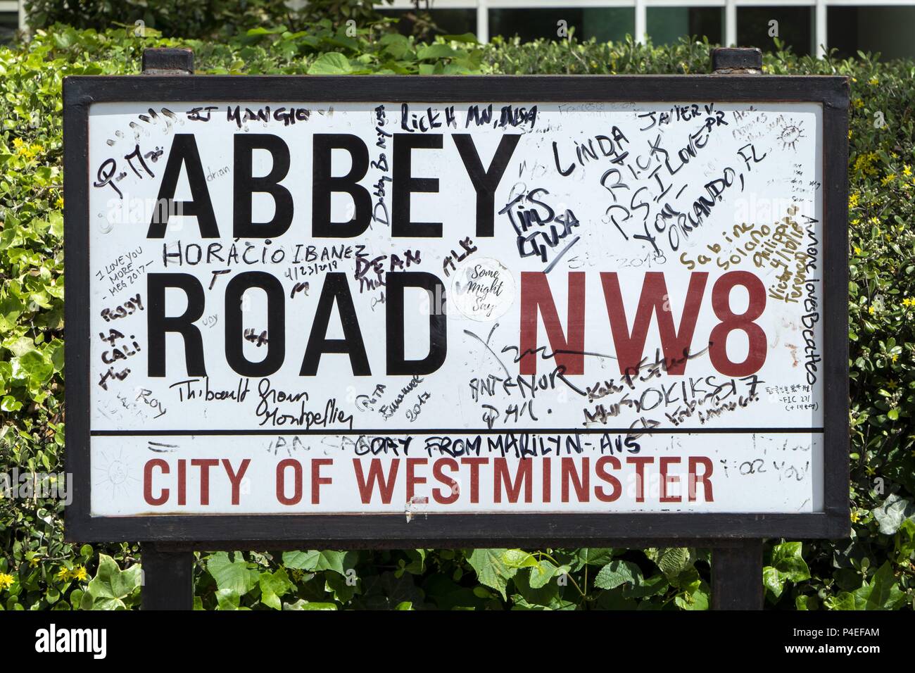 UK: Abbey Road sign next to Abbey Road Studios (Beatles) in London ...