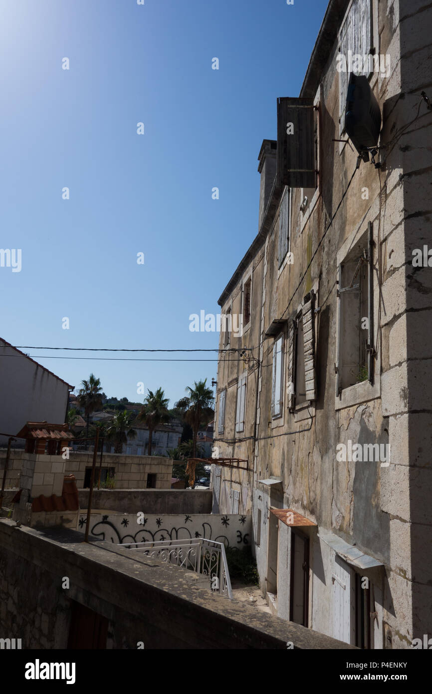 Alleyway inthe backstreets of Milna, Croatia Stock Photo