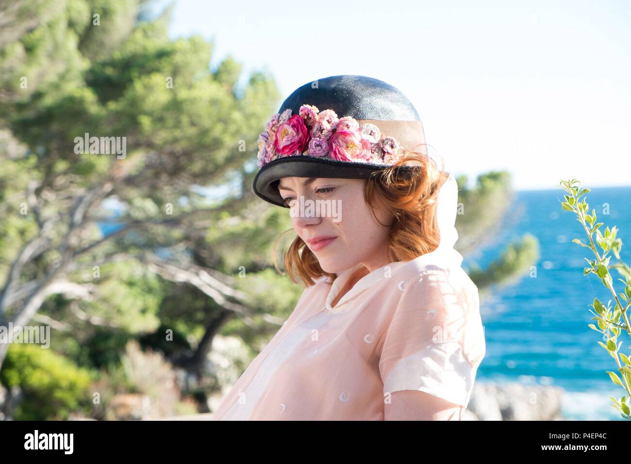 Original Film Title: MAGIC IN THE MOONLIGHT.  English Title: MAGIC IN THE MOONLIGHT.  Film Director: WOODY ALLEN.  Year: 2014.  Stars: EMMA STONE. Credit: PERDIDO PRODUCTIONS / Album Stock Photo
