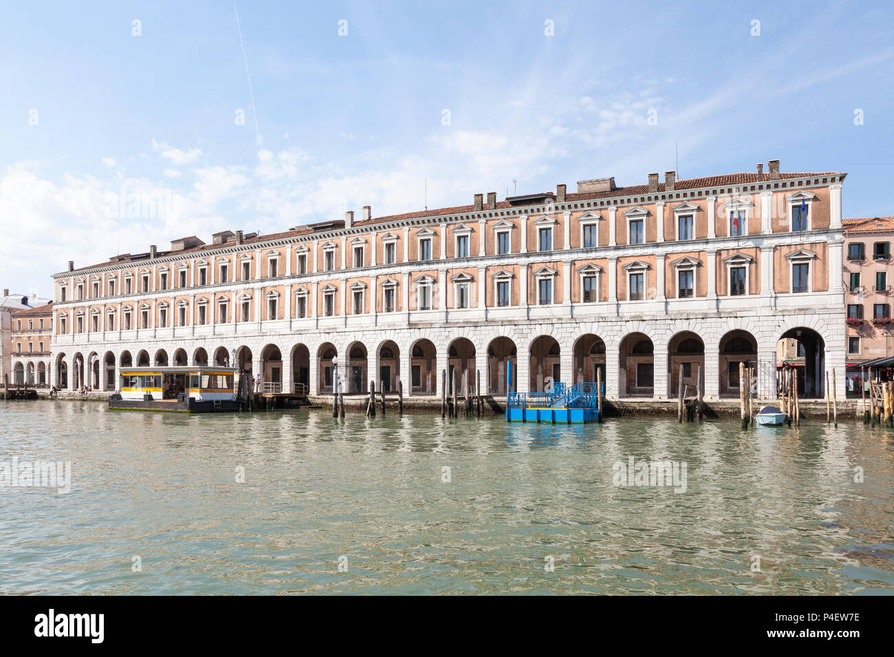 Fabbriche Nuove, Grand Canal, Rialto Mercato, San Polo, Venice, Veneto, Italy dating from 1554  by Jacopo Sansovino. Renaissance architecture. Stock Photo