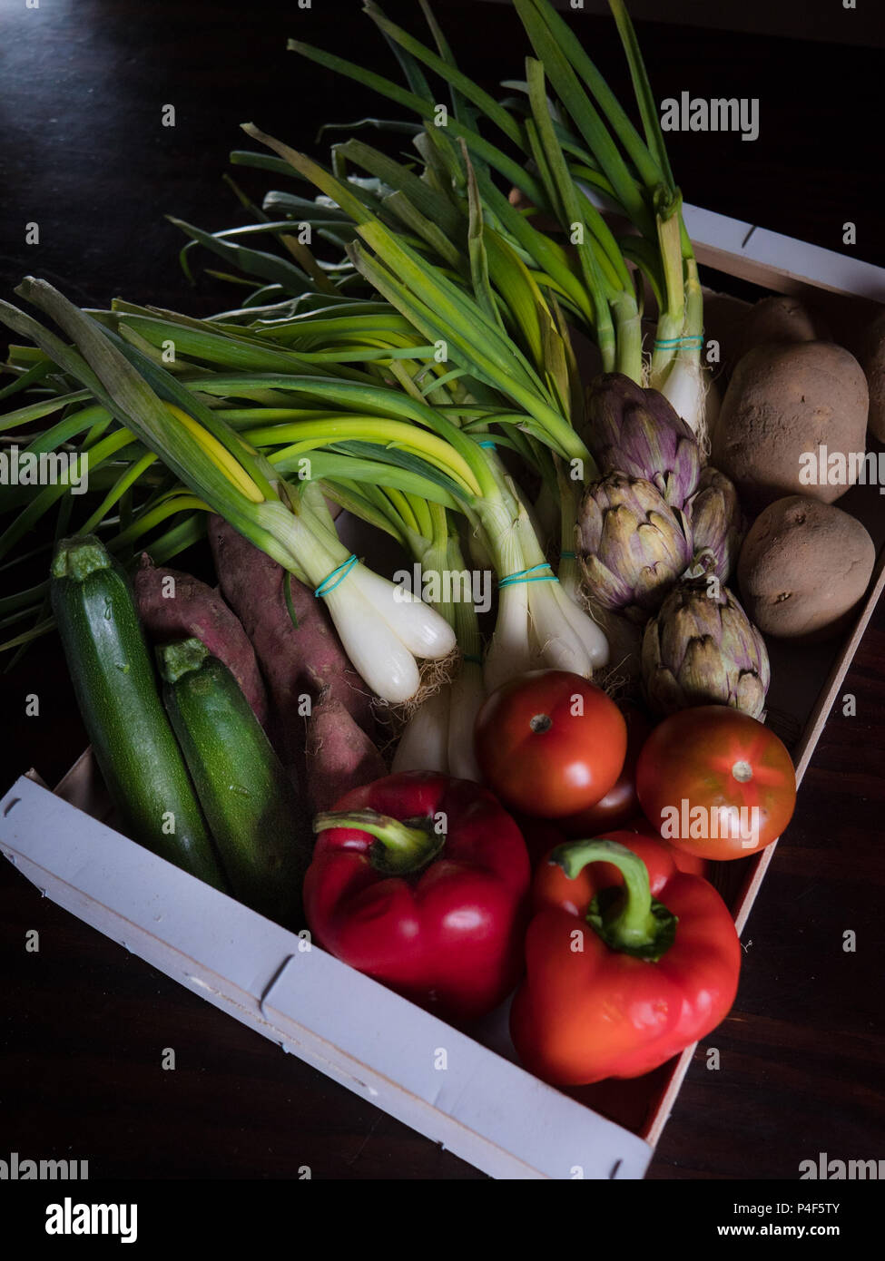 Red Flter Fresh potatoes tomatoes red onions hi-res stock photography and images ...