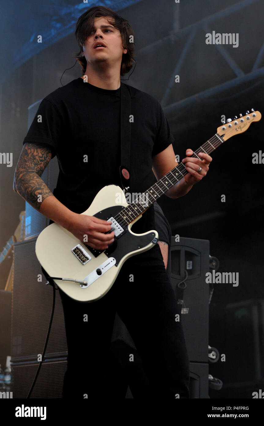 Timothy mctague of underoath hi-res stock photography and images - Alamy