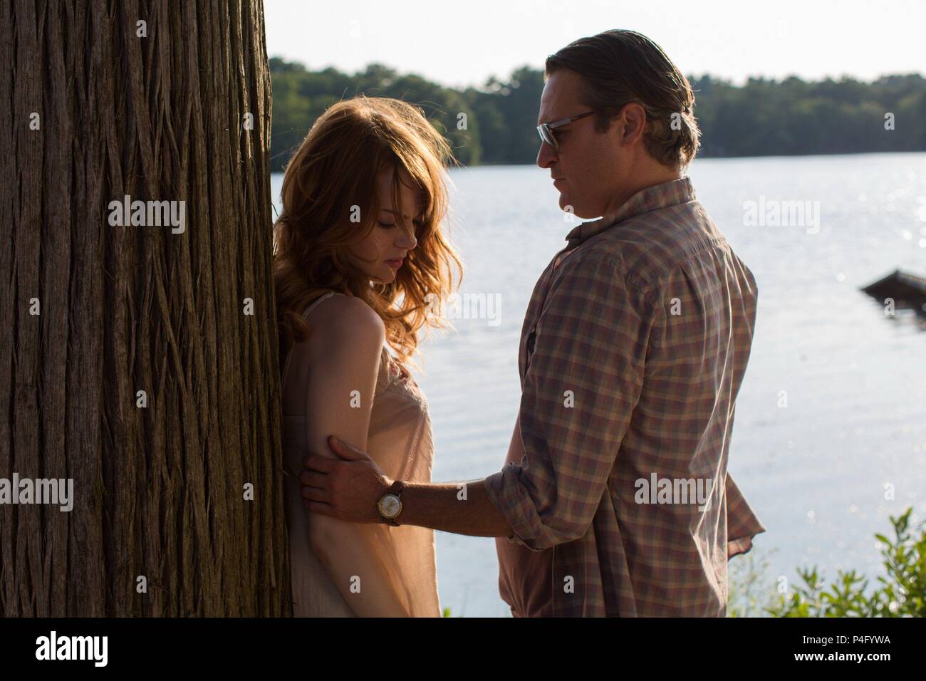 Original Film Title: IRRATIONAL MAN.  English Title: IRRATIONAL MAN.  Film Director: WOODY ALLEN.  Year: 2015.  Stars: JOAQUIN PHOENIX; EMMA STONE. Credit: GRAVIER PRODUCTIONS / Album Stock Photo