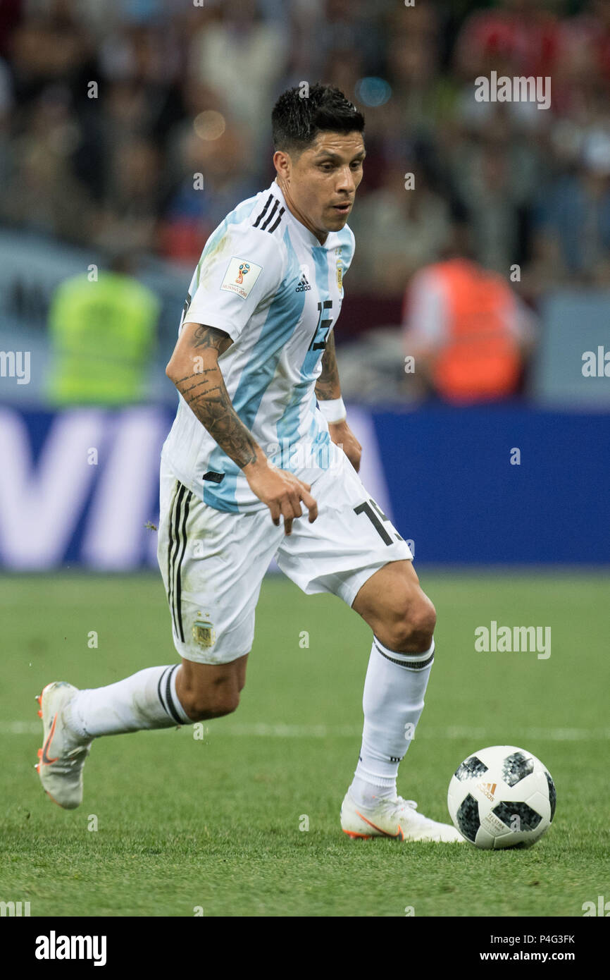 Nizhny Novgorod, Russia. 21 June 2018.  Manuel LANZINI (ARG) with Ball, individual action with ball, action, full figure, portrait, Argentina (ARG) - Croatia (CRO) 0: 3, preliminary round, Group D, match 23, on 21.06.2018 in Moscow; Football World Cup 2018 in Russia from 14.06. - 15.07.2018. | usage worldwide Credit: dpa/Alamy Live News Credit: dpa picture alliance/Alamy Live News Stock Photo