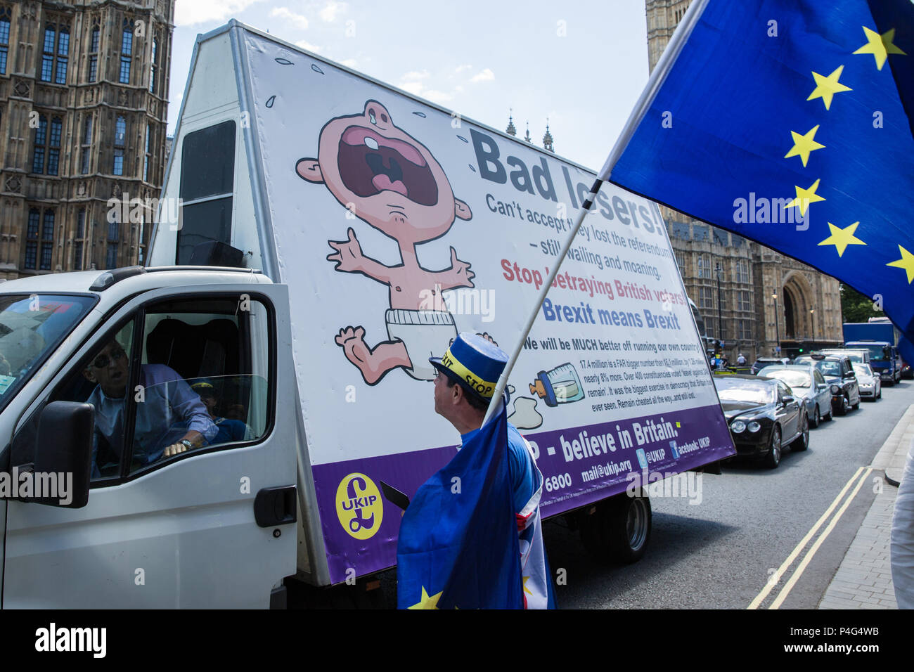Brexit leave remain argue hi-res stock photography and images - Alamy