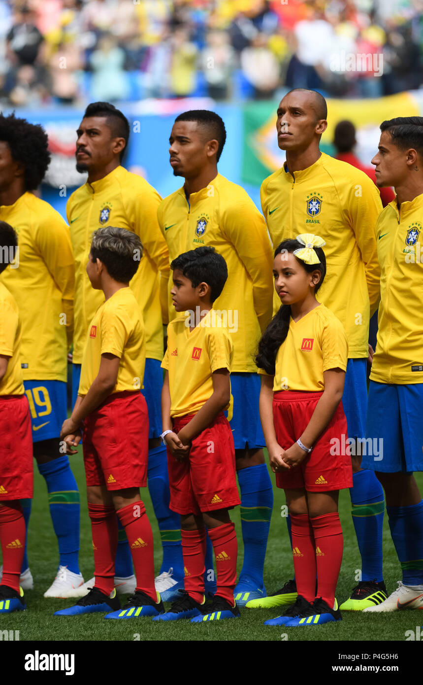 Saint Petersburg, Russia. 22 June 2018. FIFA World Cup Football, Group E, Brazil versus Costa Rica; A young girl mascot with the Brazilian team Credit: Action Plus Sports Images/Alamy Live News Stock Photo
